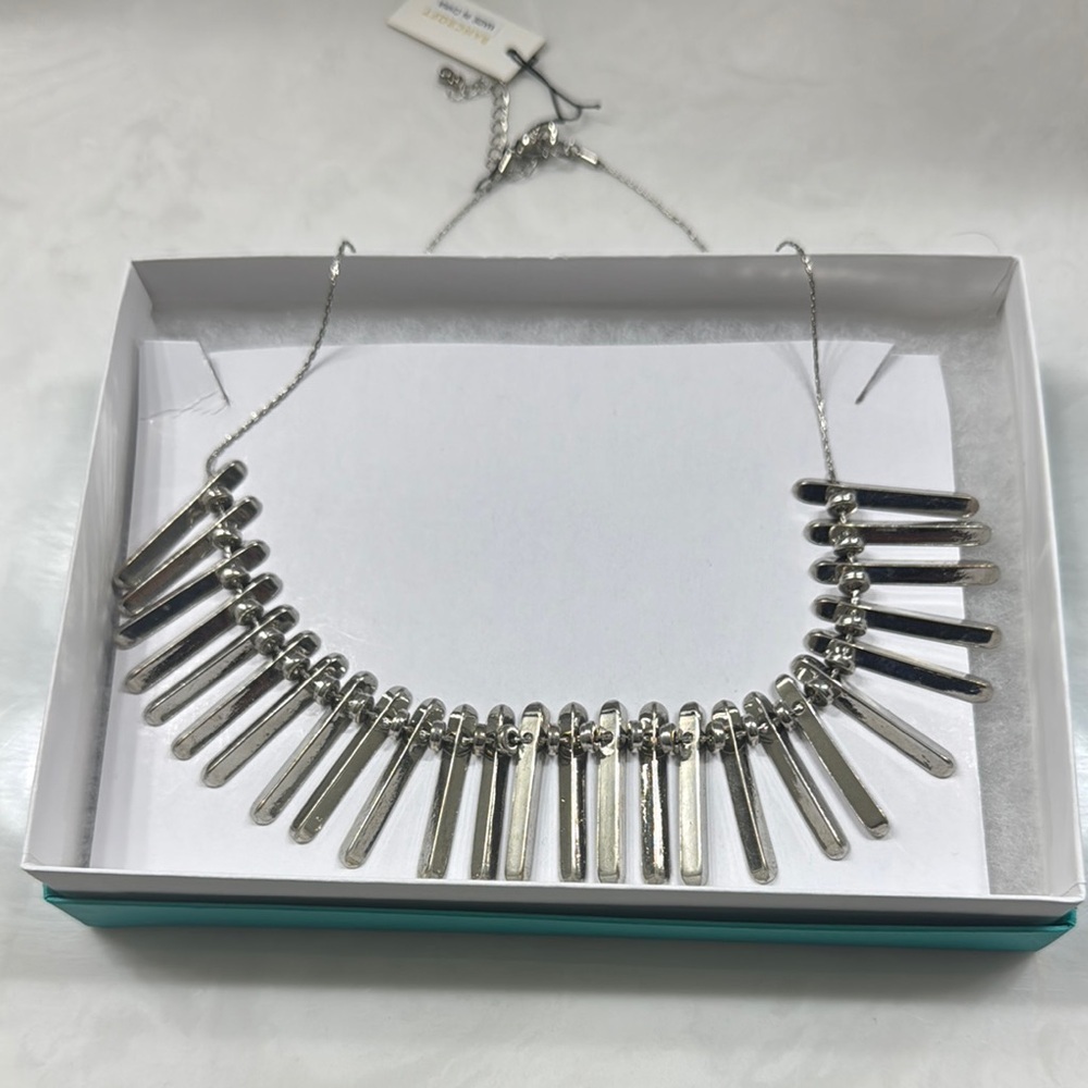 Bancroft Women's Silver Arroy Metal Collar Necklace